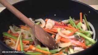 TALLARINES CON VERDURAS O CHOP SUEY DE VERDURAS [upl. by Bryon]