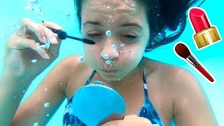 TRUCCARSI SOTTACQUA Make Up Underwater Challenge [upl. by Mcloughlin]