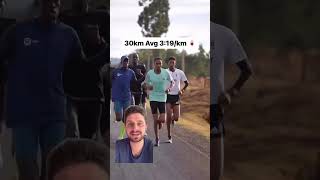 QUENIANOS CORRENDO LENTO corridaderua corridaderuabrasil corredores 21km maratona 5km 10km [upl. by Haldane]