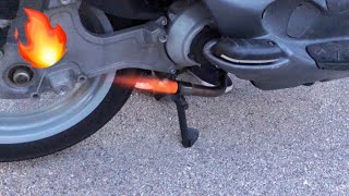 PIAGGIO BEVERLY WITHOUT EXHAUST GOT FLAMES [upl. by Nauqyt57]