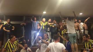 Bir Seni Sevmişim Yalan Dünyada  Fenerbahçe Tribün Beste GFB [upl. by Llevron703]