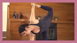 30 min Minimal Cues Yoga  Intermediate Full Body Vinyasa Yoga [upl. by Enitsirc103]