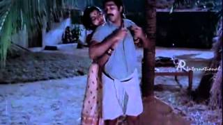 Tamil Hot Songs 8 Nila Kayuthu Sakalakala Vallavan [upl. by Selinda]