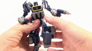 Video Review of the Transformers Generations War for Cybertron Soundwave [upl. by Ynnot462]