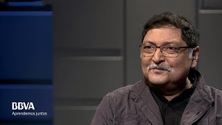 ¿Puede un grupo de niños con acceso a Internet aprender solos Sugata Mitra científico y profesor [upl. by Stewart171]