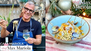 Natale in Famiglia SPAGHETTI CON VONGOLE E CALAMARI e vai sul Sicuro Ricetta di Chef Max Mariola [upl. by Intirb]