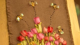 Bordado a mano  con cintas TULIPANES Y ABEJAS Tulips and bees embroidered on a frame [upl. by Clance973]