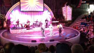 Merrill Jay amp Jimmy Osmond at Busch Gardens [upl. by Aliled883]