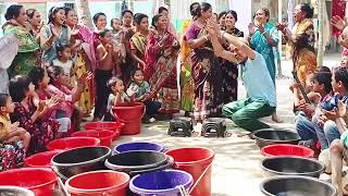 পা দিয়ে বাল্টিতে বল ফেলানো খেলাThe game of kicking the ball into the bucket [upl. by Jacki478]