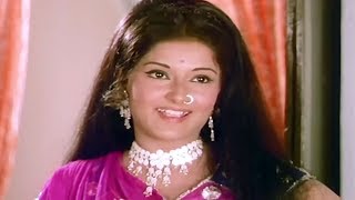 Moushumi Chatterjee falling in love with Anil Dhawan  Ghulam Begum Badshah  Bollywood Scene 620 [upl. by Haimirej191]