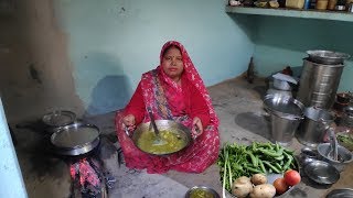 यूपी स्टाइल मटर का निमोना बनाने की विधि  Matar Nimona Recipe In Hindi  UP Style Qatar Nimona [upl. by Yssak879]