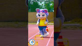 Éclair et Milady aux Jeux Olympiques 🏅🎽 Paris2024 shorts  44 Chats [upl. by Aisyat817]