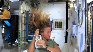 Karen Nyberg Shows How You Wash Hair in Space [upl. by Neeham]