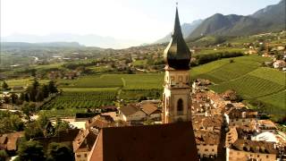 Südtirol Wein  Vini Alto Adige  We live wine [upl. by Seline]