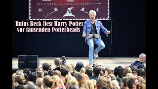 Rufus Beck liest Harry Potter vor tausenden Potterheads [upl. by Otrebilif]