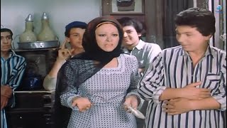 فيلم افواه وارانب  شوفوا عملوا ايه علشان يعرفوا الجيران انهم هياكلوا فراخ 😂😂 [upl. by Notxap]