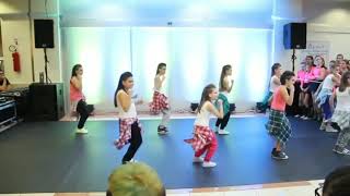 Zumba pour les petits Bouge avec music marocaine [upl. by Kirbee]