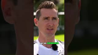 Miroslav Klose Der Miro  Ein deutscher Stürmer mit Leidenschaft und Rekorden podcast football [upl. by Tris]