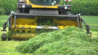 Ensilage dherbe 2013 [upl. by Guenevere]