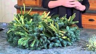 Make Christmas Wreaths with Suzy Bales [upl. by Akimahc479]