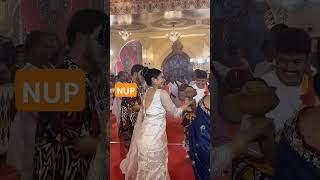 Tanishaa Mukerji doing the Dhunuchi Dance at the Mukherjee Familys Durga Puja festivities [upl. by Alletsirhc]