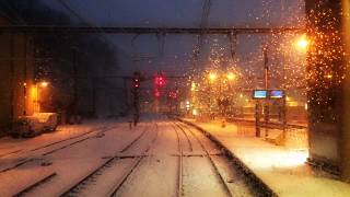 un train en hiver [upl. by Ogata258]