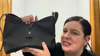 Louis Vuitton 1 year review of the carryall [upl. by Harvison650]