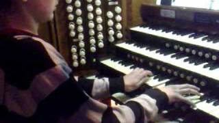 James Speakman playing at the Liverpool Metropolitan playing Dubois Toccata from Douze Pieces [upl. by Kiker]