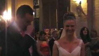 Novia sorprende a Novio en plena boda con la canción Quiéreme de Nuria FergóCon Subtítulos [upl. by Zwiebel322]