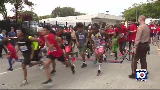 Parade 5K held in Miami in honor of Dr Martin Luther King Jr [upl. by Eseenaj]