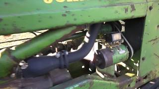 John Deere Idling at 144 rpms [upl. by Portuna]