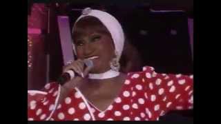 Celia Cruz  La vida es un carnaval En vivo [upl. by Khoury144]