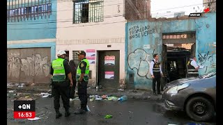 Incendio en almacén cerca de Mesa Redonda es controlado por los bomberos [upl. by Tabitha]