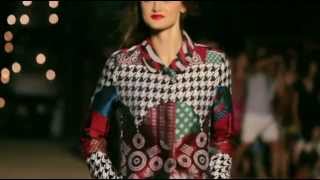 Sfilata Desigual 2013  Chic Fiction [upl. by Amsden]