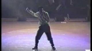 Michael Jackson Beat It Live [upl. by Sokil]