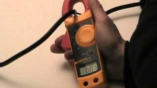 HowTo use a clampon ammeter [upl. by Apfel]