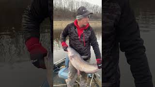 Catfishing fishing in Kentucky at barren river lake [upl. by Nahn]