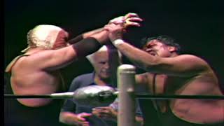 The Spoiler vs quotChiefquot Wahoo McDaniel US American Title Match [upl. by Alleda242]