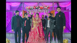 Bride Entry Dance  Indian Wedding 2022  Sajna tere liye sajna  Group Dance  Varmala Ceremony [upl. by Reinert64]