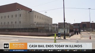 Cash bail ends in Illinois [upl. by Heshum860]